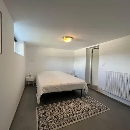 Appartement Vannes Avec Jardin Saint-Ave Exterior photo