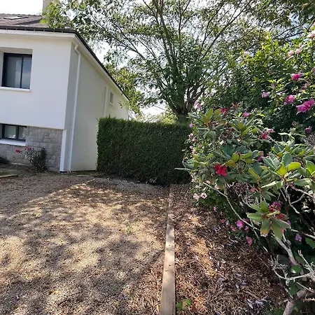 Appartement Vannes Avec Jardin Saint-Ave Exterior photo
